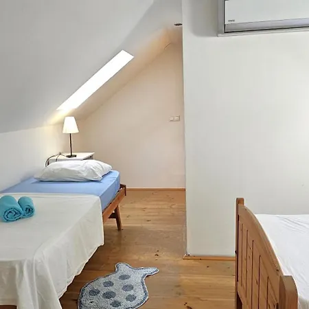 Lovely Stone Cottage, 100m To Beach, In Heart Of Old Town -noa Holiday home Kastela